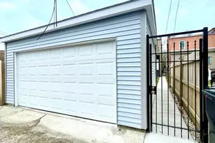 7042 S Eberhart Ave, Chicago, IL 60637 - Photo 28