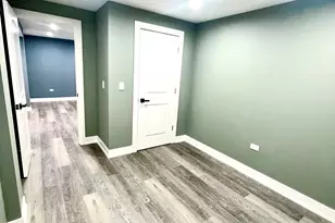 7042 S Eberhart Ave, Chicago, IL 60637 - Photo 20