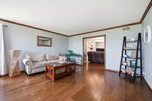 8N316 McGough Rd, Maple Park, IL 60151 - Photo 8