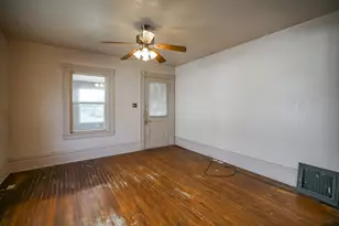 711 Peoria St, Washington, IL 61571 - Photo 6