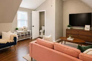 2835 N Ridgeway Ave, Chicago, IL 60618 - Photo 8
