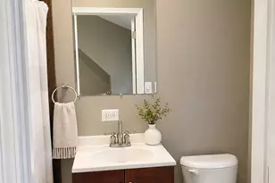 2835 N Ridgeway Ave, Chicago, IL 60618 - Photo 10