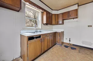 319 49th Ave, Bellwood, IL 60104 - Photo 10