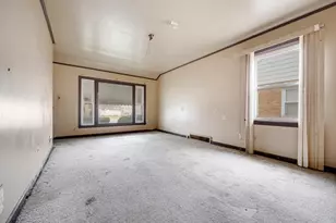319 49th Ave, Bellwood, IL 60104 - Photo 6