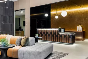 218 E Grand Ave, Chicago, IL 60611 - Photo 2