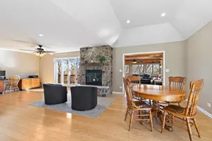 8N999 Corron Rd, Elgin, IL 60124 - Photo 10