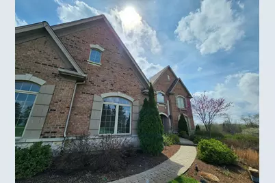 40W701 Willowbrook Court, Saint Charles, IL 60175 - Photo 4
