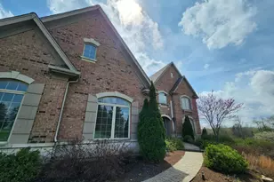 40W701 Willowbrook Ct, Saint Charles, IL 60175 - Photo 4