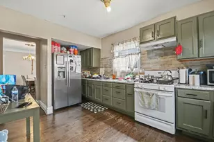 11110 S Union Ave, Chicago, IL 60628 - Photo 6