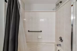 3135 Town Square Dr, Rolling Meadows, IL 60008 - Photo 16