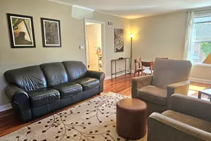 636 E Rockland Rd, Libertyville, IL 60048 - Photo 2