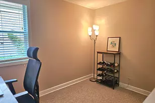 636 E Rockland Rd, Libertyville, IL 60048 - Photo 10