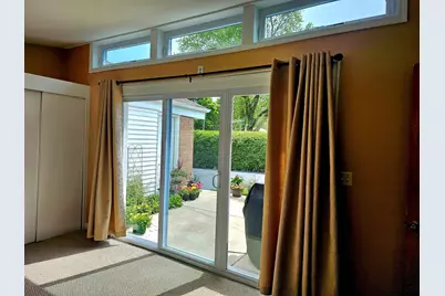 636 E Rockland Road, Libertyville, IL 60048 - Photo 16