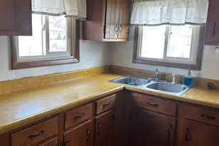 408 Marcy St, Ottawa, IL 61350 - Photo 6