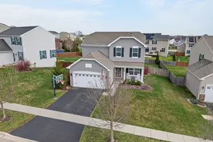 295 Monarch Ln, Volo, IL 60020 - Photo 2