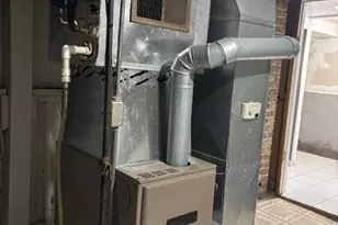 209 S Pick Ave S, Elmhurst, IL 60126 - Photo 26