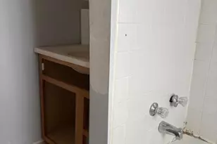 209 S Pick Ave S, Elmhurst, IL 60126 - Photo 4