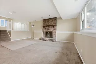 254 Terry Ct, Woodstock, IL 60098 - Photo 16