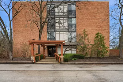 1833 Four Lakes Avenue #3F, Lisle, IL 60532 - Photo 1