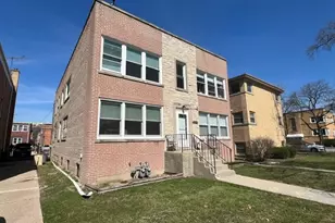 4952 Hull St, Skokie, IL 60077 - Photo 2