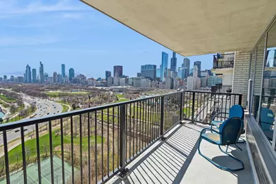 400 E Randolph Street #2307, Chicago, IL 60601 - Photo 12
