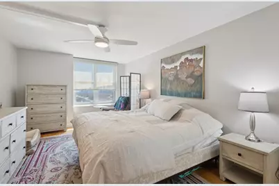 400 E Randolph Street #2307, Chicago, IL 60601 - Photo 16