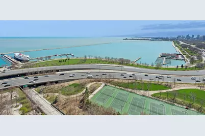 400 E Randolph Street #2307, Chicago, IL 60601 - Photo 12