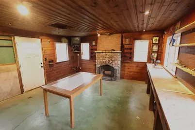 19 W Hattendorf Avenue, Roselle, IL 60172 - Photo 40