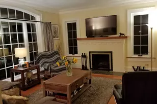 19 W Hattendorf Ave, Roselle, IL 60172 - Photo 10
