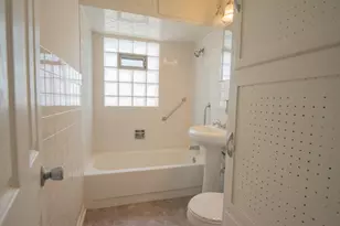 1068 Leith Ave, Waukegan, IL 60085 - Photo 14