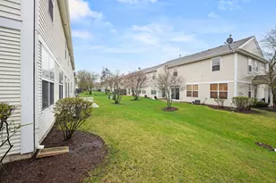 1531 Legacy Dr, Dekalb, IL 60115 - Photo 6