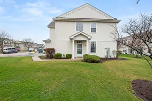 1531 Legacy Dr, Dekalb, IL 60115 - Photo 2