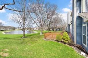 700 Bent Ridge Ln, Elgin, IL 60120 - Photo 4