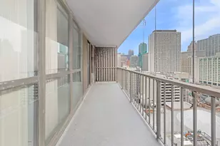 10 E Ontario St, Chicago, IL 60611 - Photo 8