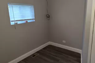 316 E 107th St, Chicago, IL 60628 - Photo 16