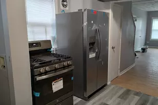 316 E 107th St, Chicago, IL 60628 - Photo 8