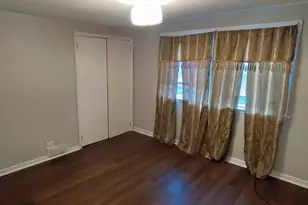 2430 E 73rd St, Chicago, IL 60649 - Photo 14