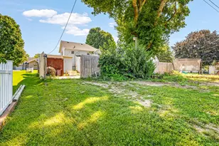 312 N Stanton St, Davis, IL 61019 - Photo 36