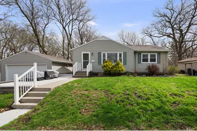 1612 31st Street A, Moline, IL 61265 - Photo 1