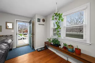 1612 31st Street A, Moline, IL 61265 - Photo 4