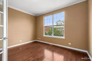 305 Lexington Ln, Rolling Meadows, IL 60008 - Photo 10