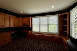 354 Baltimore Dr, Vernon Hills, IL 60061 - Photo 4