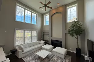 354 Baltimore Dr, Vernon Hills, IL 60061 - Photo 8