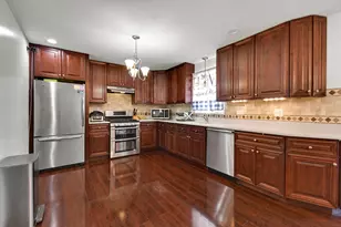 18409 Willow Ln, Lansing, IL 60438 - Photo 4