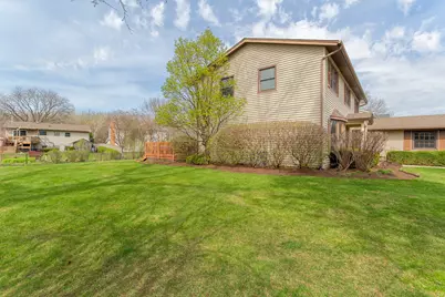 544 Northampton Circle, Elk Grove Village, IL 60007 - Photo 22