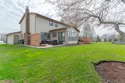 544 Northampton Circle, Elk Grove Village, IL 60007 - Photo 20