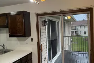 7040 Remington Ct, Woodridge, IL 60517 - Photo 10