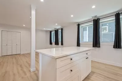 1535 W Estes Avenue #G, Chicago, IL 60626 - Photo 8