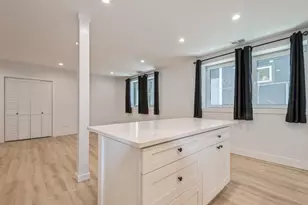 1535 W Estes Ave, Chicago, IL 60626 - Photo 8