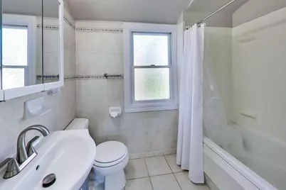 8238 Keystone Avenue, Skokie, IL 60076 - Photo 16